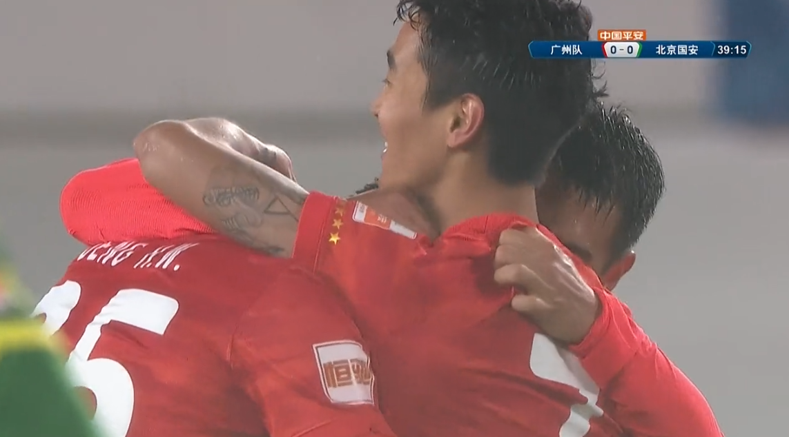 北京国安1-0广州(广州1-0国安！球迷：不知道郑智在干嘛？以前为什么不派郑智上场)