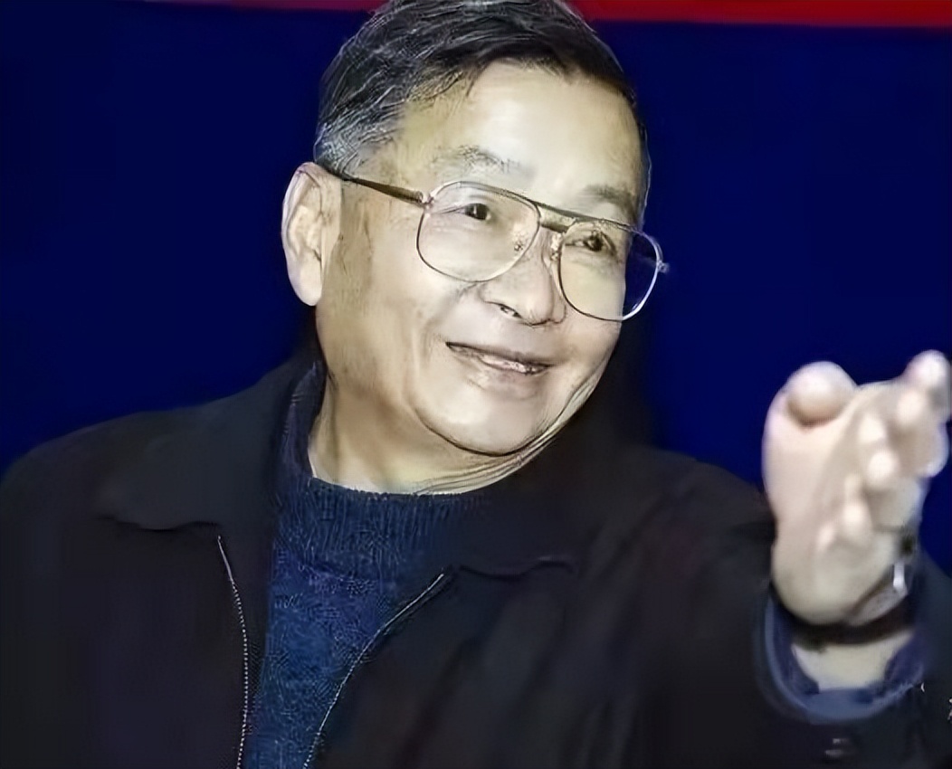 1950年，儿子差两分无缘清华,母亲坚持复查考卷,卷上11字看呆母亲