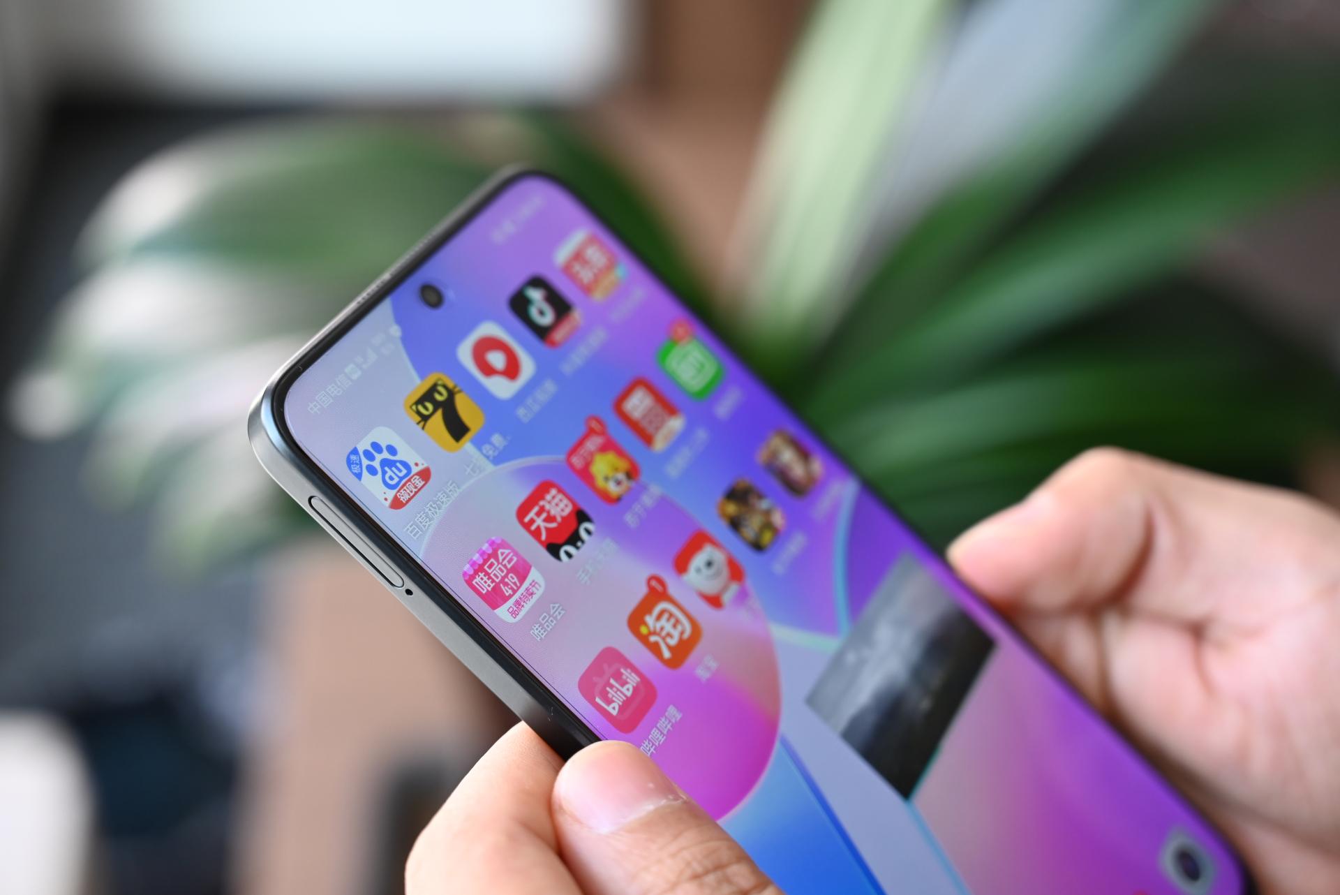 荣耀Play6T Pro上手测评：一款解决内存焦虑&续航烦恼的千元5G手机