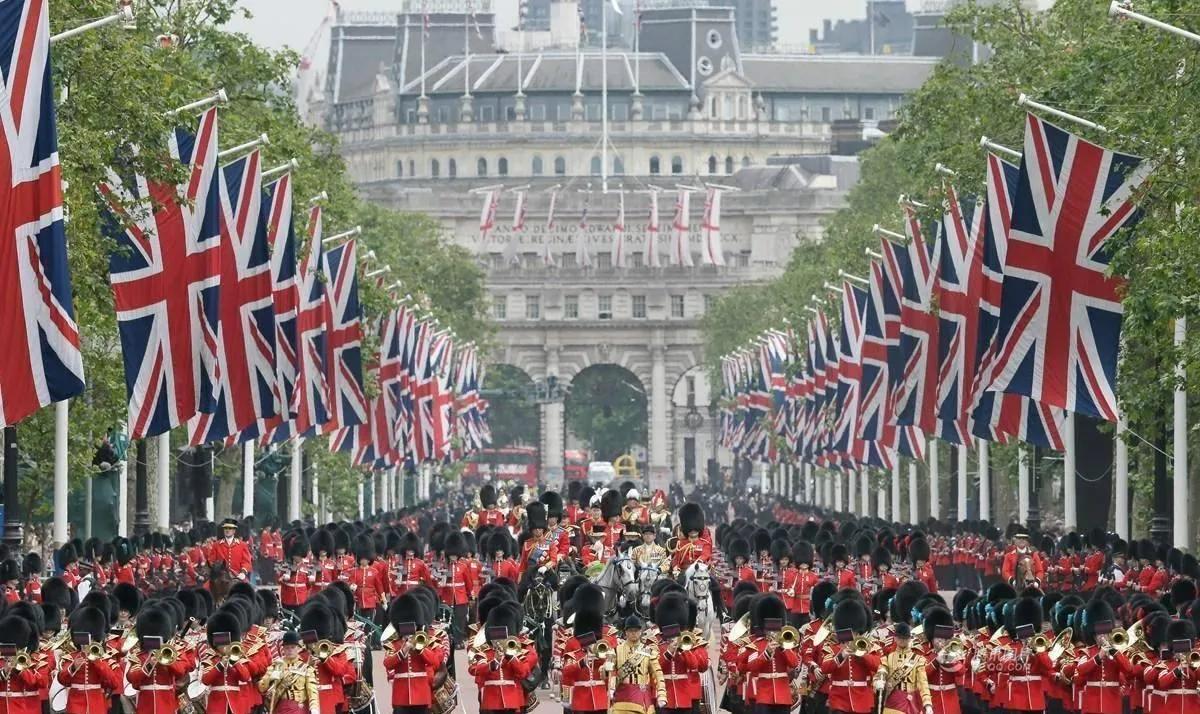 ŷ�����ھ���ʵ����ǿ�Ĺ�������һ����