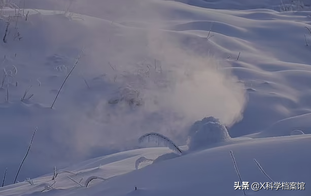 北极地区奇特现象，零下60度出现“僵尸”火，原因为何？