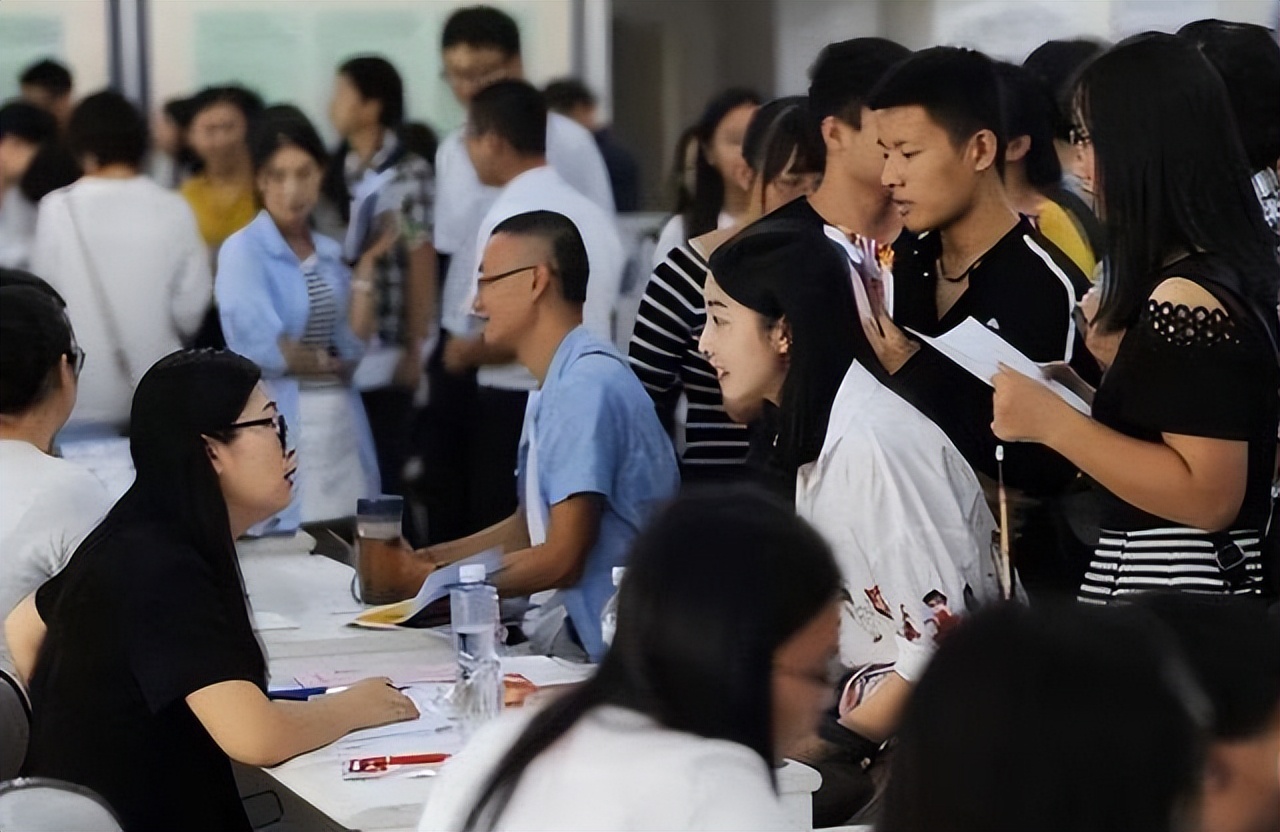 四个“就业王牌”专业，毕业直接入国企，发展前景好，待遇也高