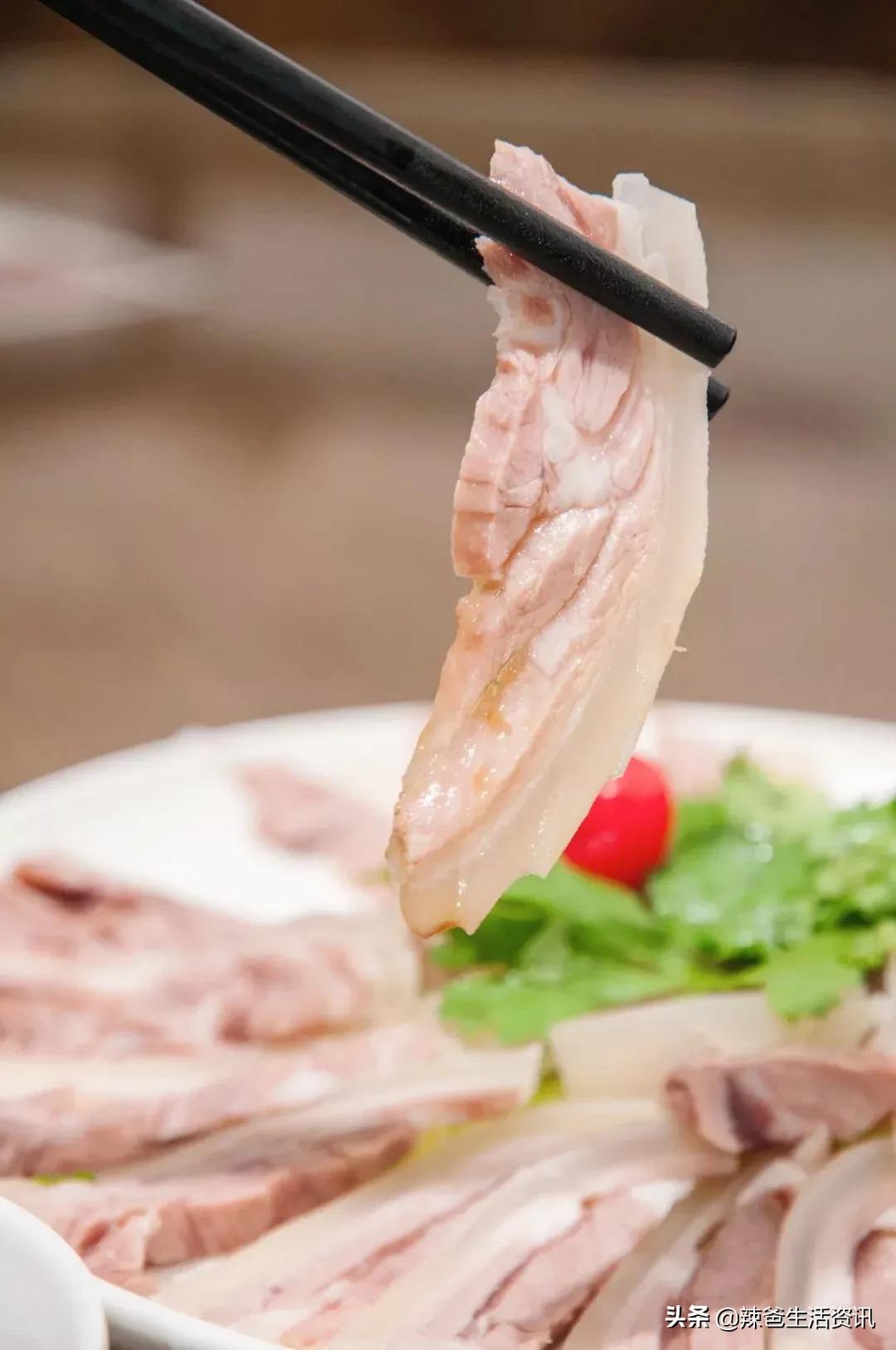 江苏省苏州藏书羊肉的"白切羊肉",海南东山羊的"白切羊肉"等