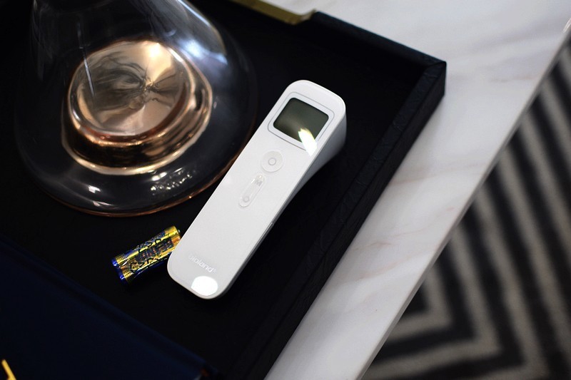 数据记忆存储 LCD大屏 爱奥乐额温枪