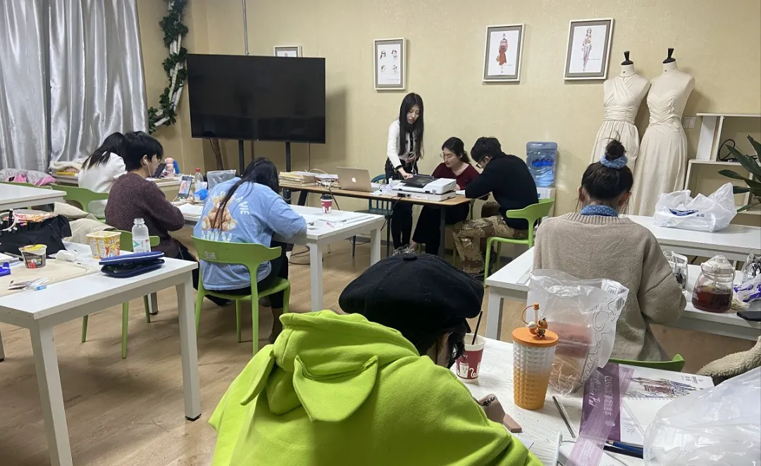 京美考研｜服装专业 寒假课程记录刊 能上岸的人都是这样学习的