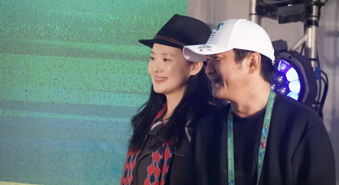 真没想到，这10对明星夫妇是丁克，有人养猫，有人把狗当亲人