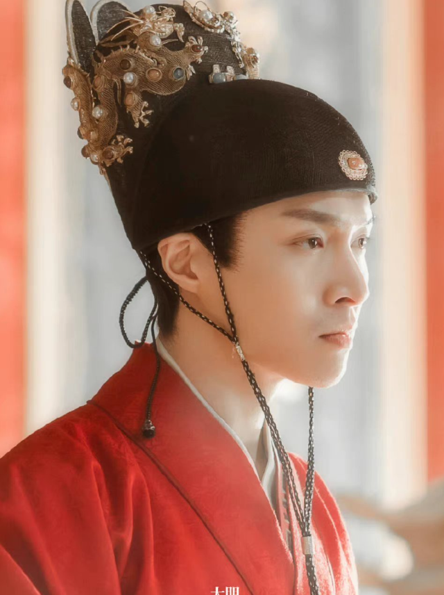 刘亦菲《长陵》男主定了张艺兴？遛了整个娱乐圈终于踢到铁板了