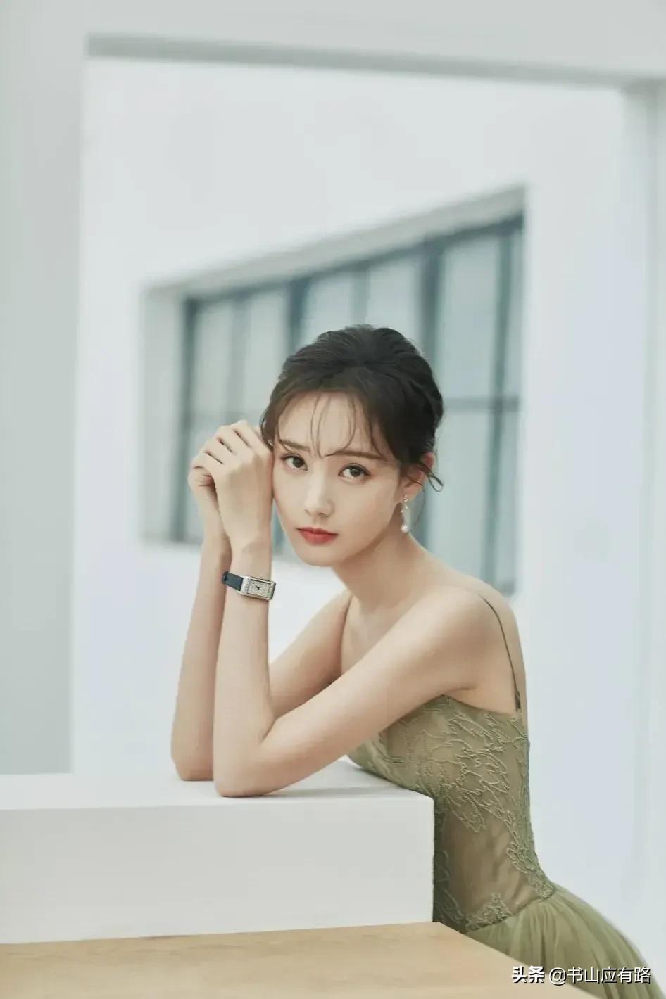 李一桐：长相甜美、清纯靓丽的90后小花旦