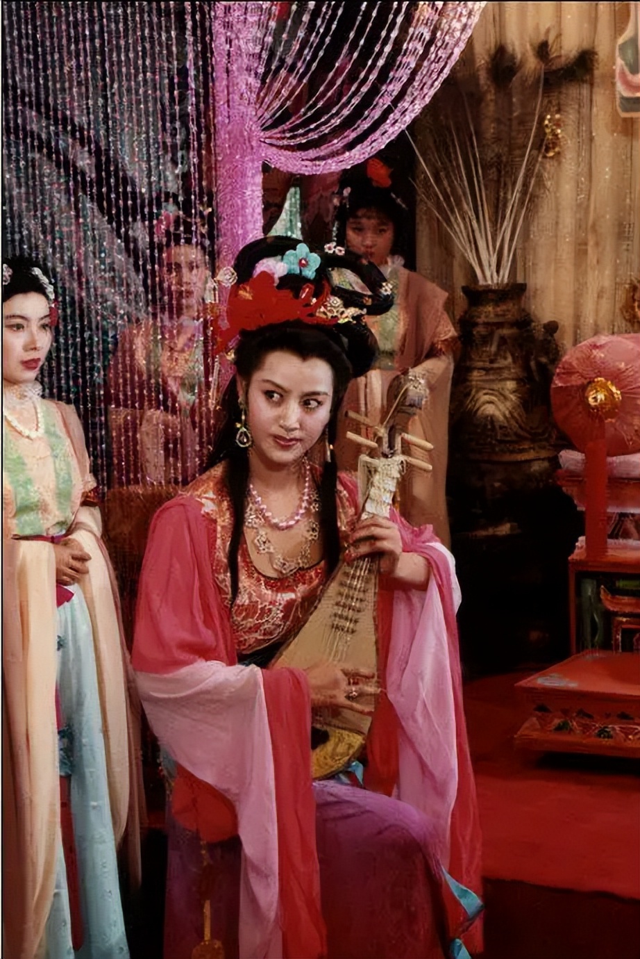 暑假到了，盘点《西游记》里形形色色的女妖精