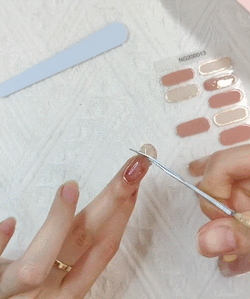 谁能拒绝在夏天做美甲呢？方便又平价的夏日美甲攻略快收好