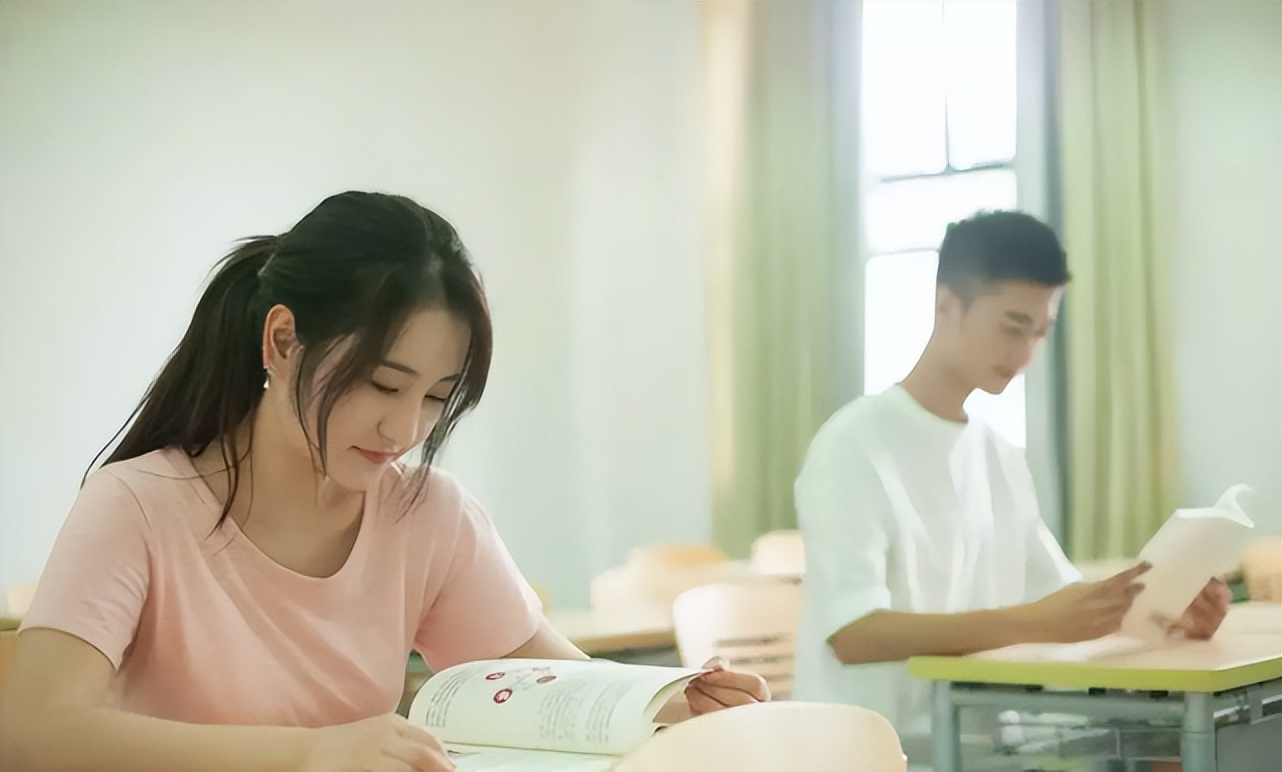 本科生已经不值钱了？看了这份真实数据，打脸“读书无用论”者