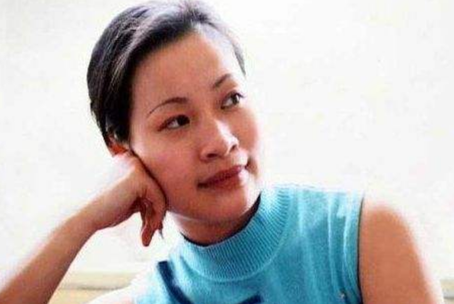 2003年，一名21岁美女教师惨死在宿舍，3年后唯一嫌疑人被判无罪