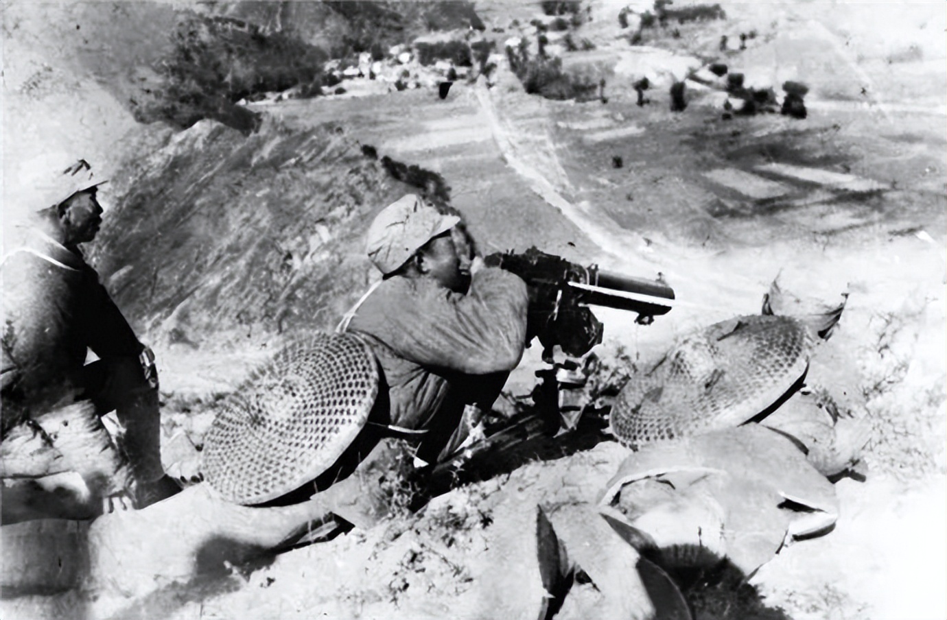 《集结号》原型常孟兰：为找部队捡48年破烂，死后4年老连长现身