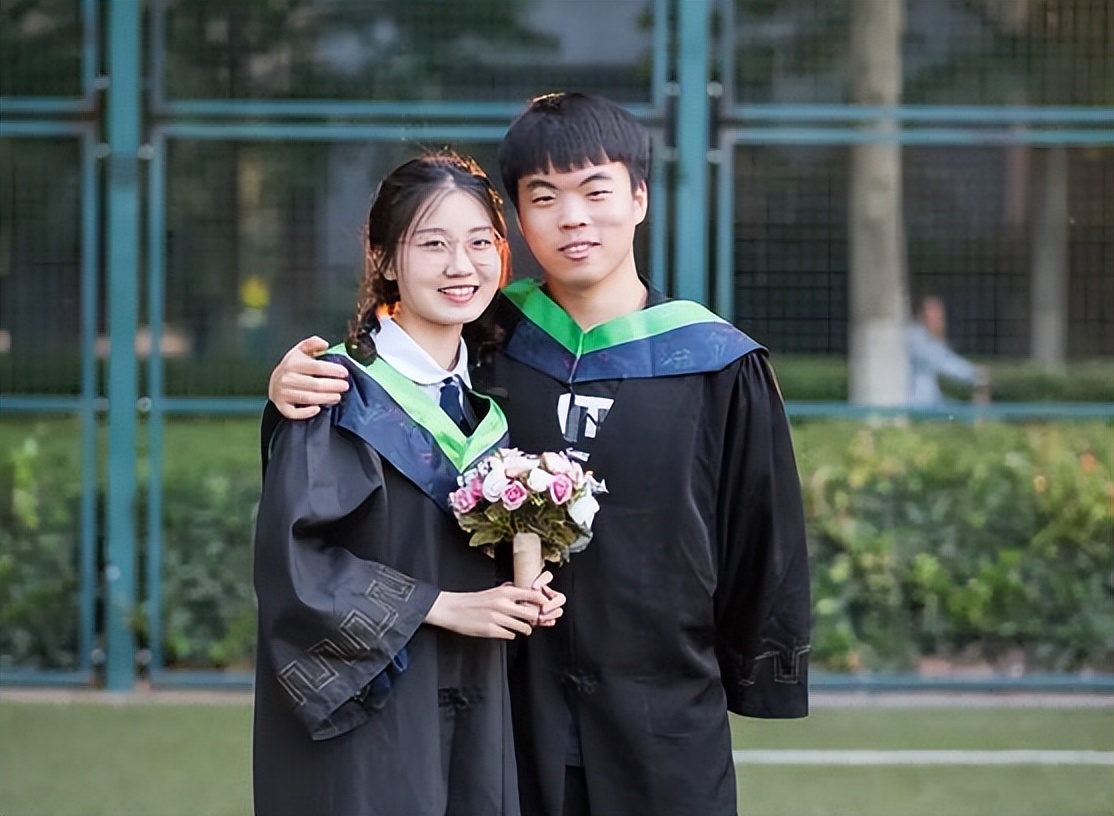 大学生怀孕现象接连不断？大四学姐说出原因，有些行为需要改正