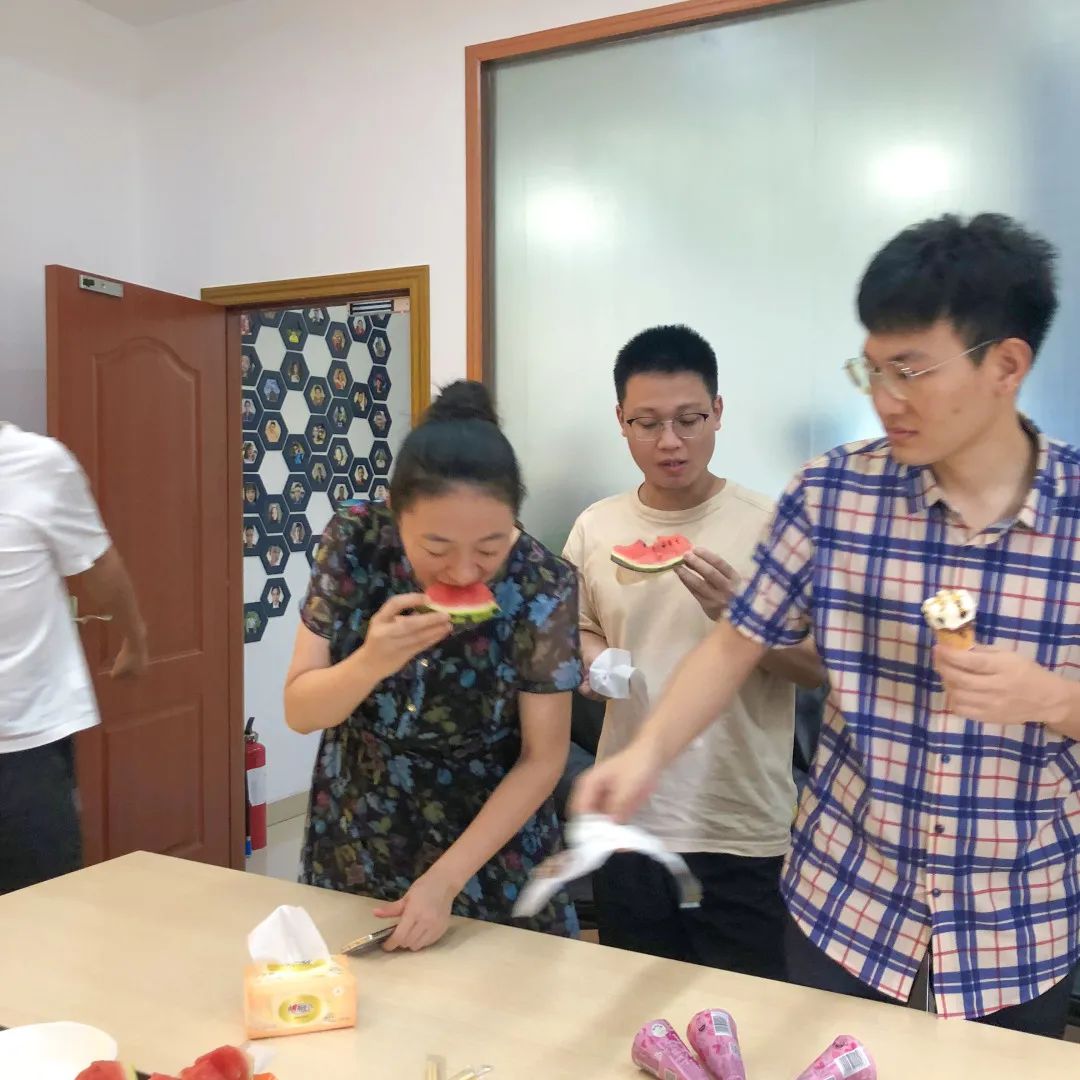 卡德智能與你清涼一夏，夏日福利來(lái)啦