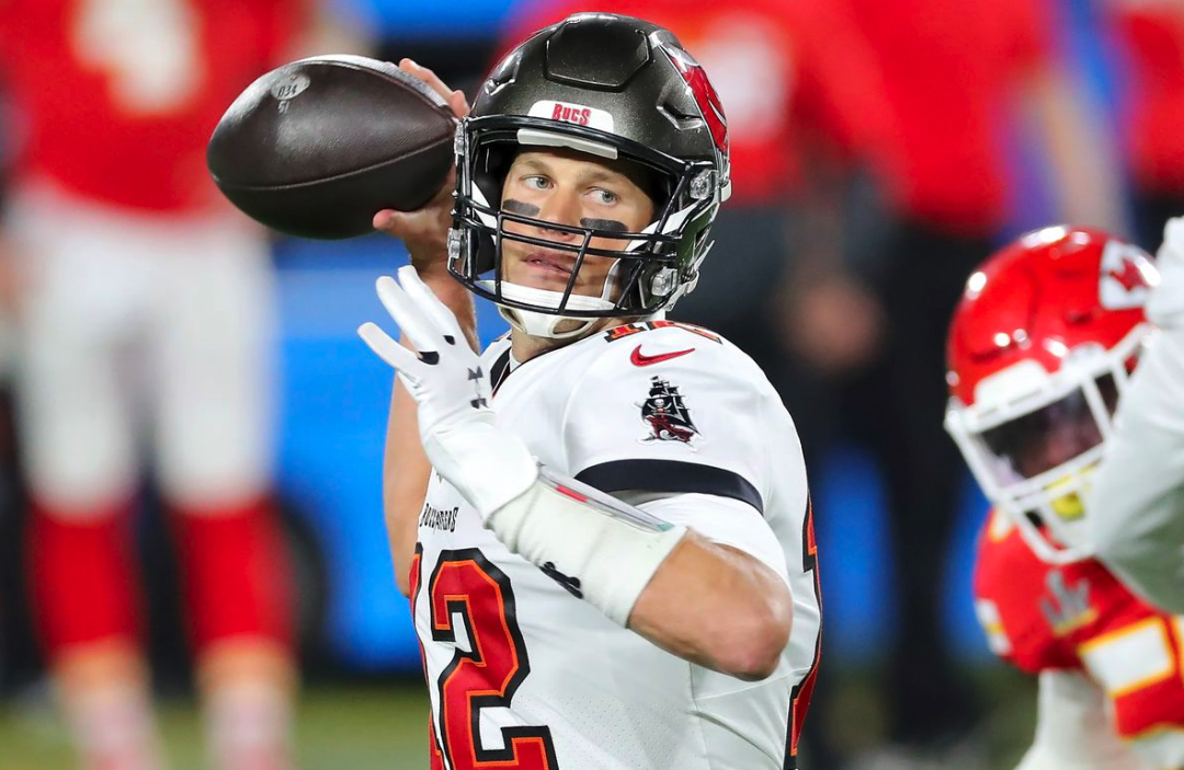 25亿支票开出，苹果在做体育梦