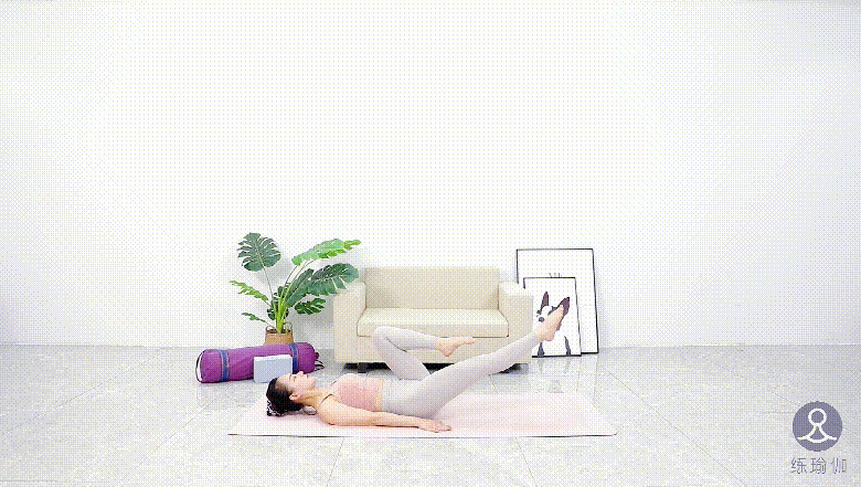 女大十八变！李小璐晒与甜馨合照，网友：云朵和我的云馨，好美