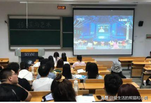 2022年北京高校转学名单公布，211学生转入三本院校，网友：疯了