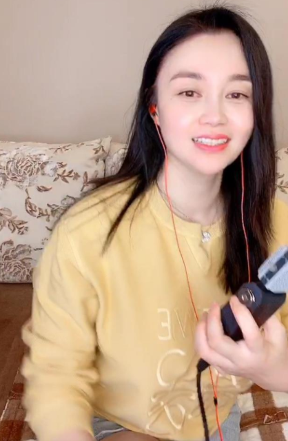 化妆师关婷娜：从未拜师赵本山，他是我的“伯乐”，不是我的男友