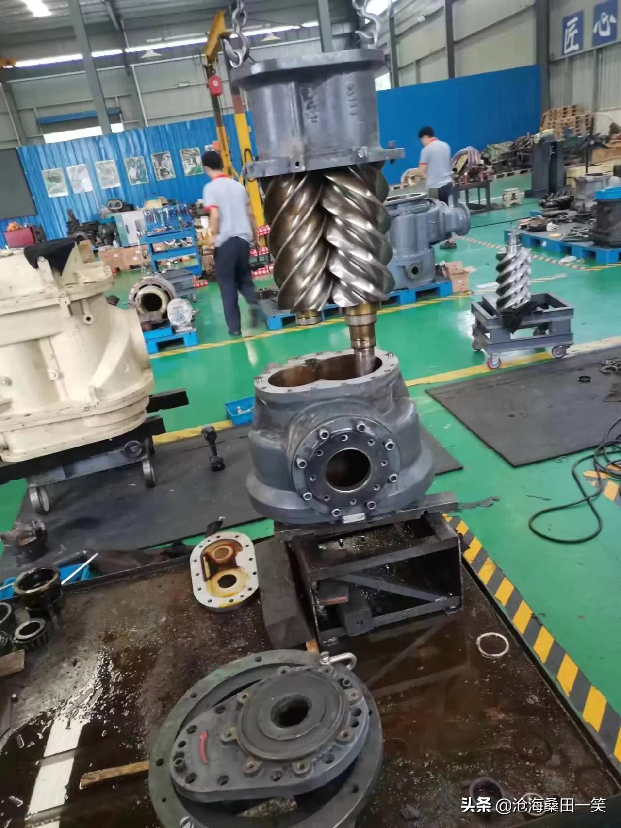 拆解修理空气压缩机