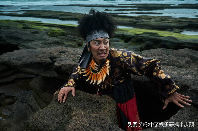 《海盗2》韩国票房9连冠，李光洙与企鹅的感情线成焦点