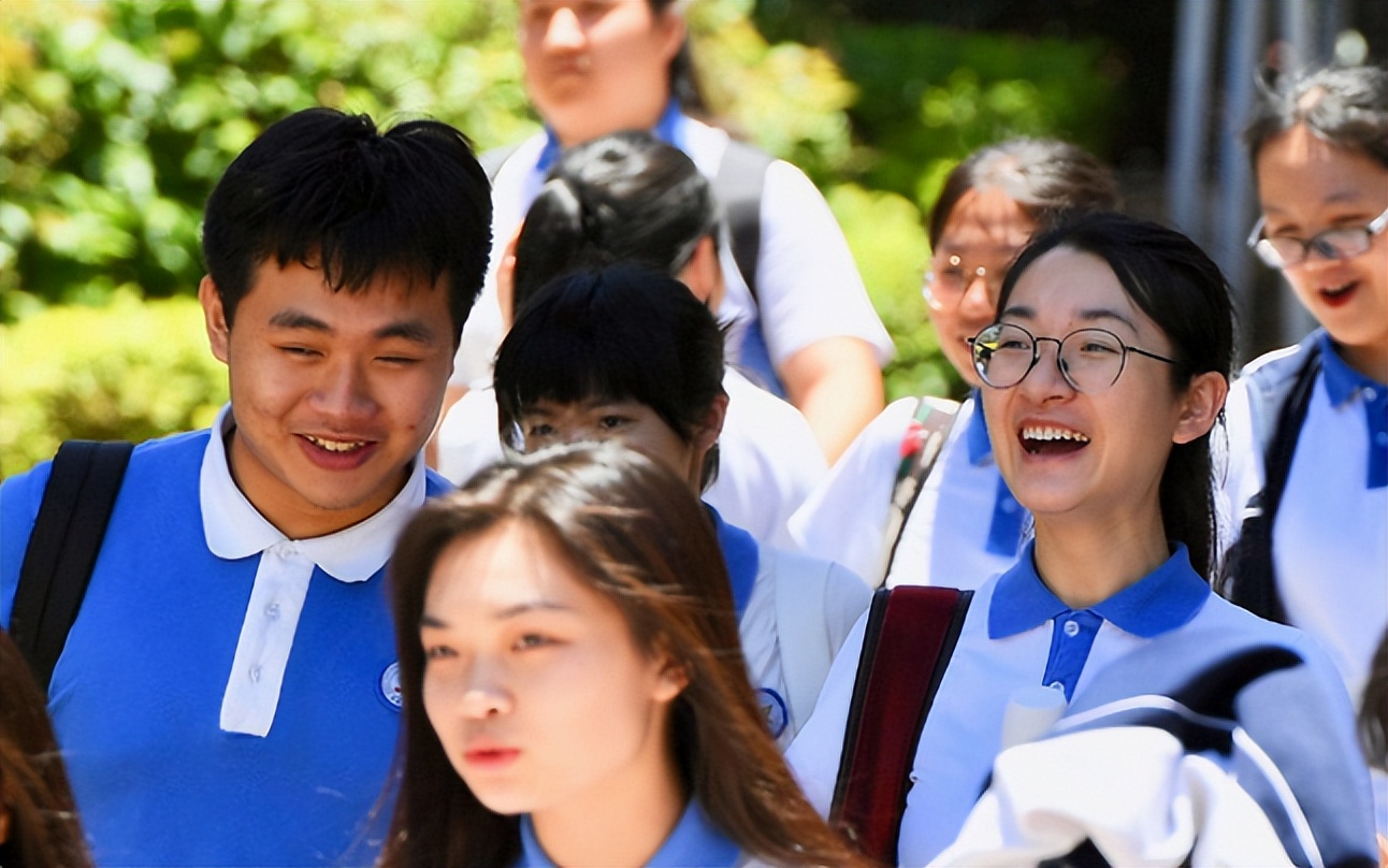 中考重要还是高考重要（中考和高考当天）