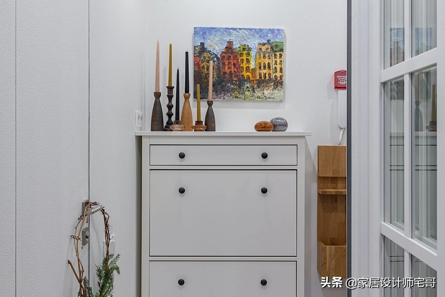 3口之家蜗居在43㎡小家，与狗为伴，装修让人赏心悦目，大气温馨