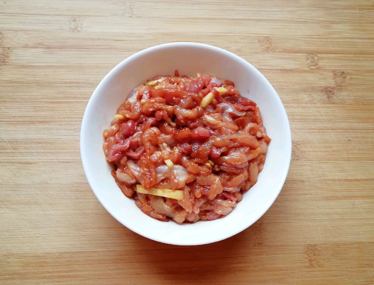 孜然肉片怎么做（教你做焦香脆口的孜然炒肉）