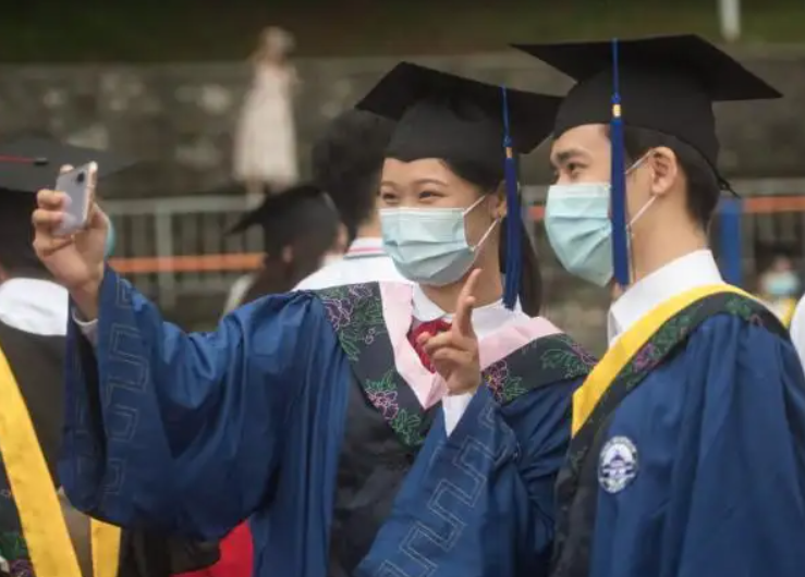 大学生毕业后，个人档案应该如何处理？别不以为然，小心成黑户