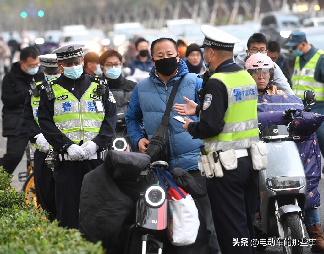 电动车驾照多少钱（电动车怎么考驾照）