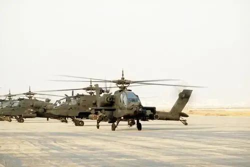 美国陆军AH-64武装直升机部队一览