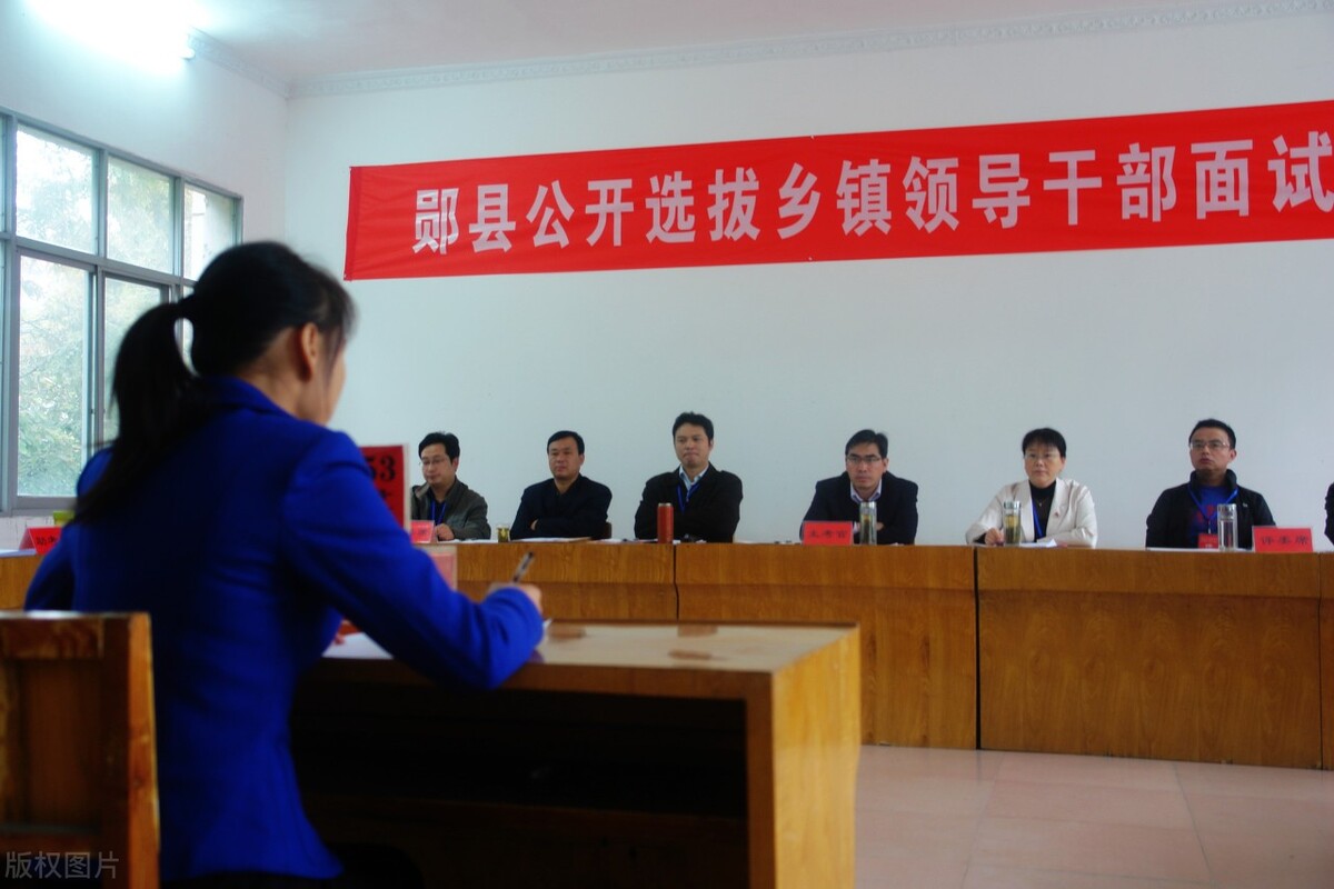 ������Ա����&ldquo;����&rdquo;����λҪ�󲻸ߣ�����2����ʵ����