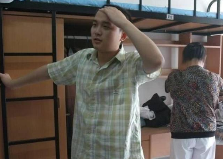 张非：四川考霸，4次参加高考，1次中状元，为何2次被学校劝退？