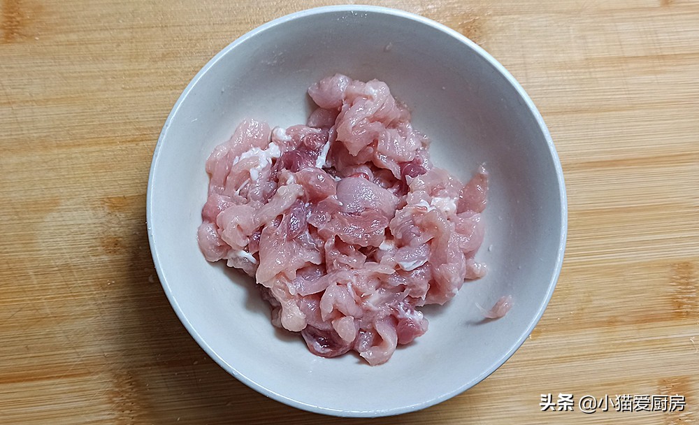 图片[7]-分享地道家常菜“酸汤豆芽” 味道酸辣开胃下饭 冬天吃完舒服-起舞食谱网