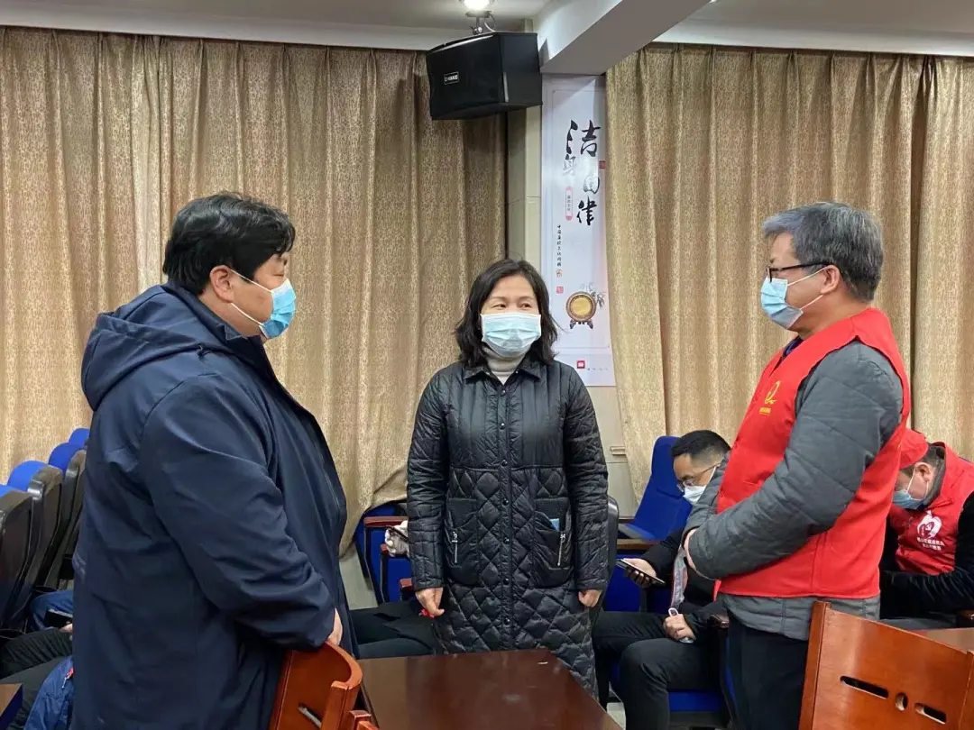 “检察蓝”火速变身“志愿红”! “疫”线显担当!