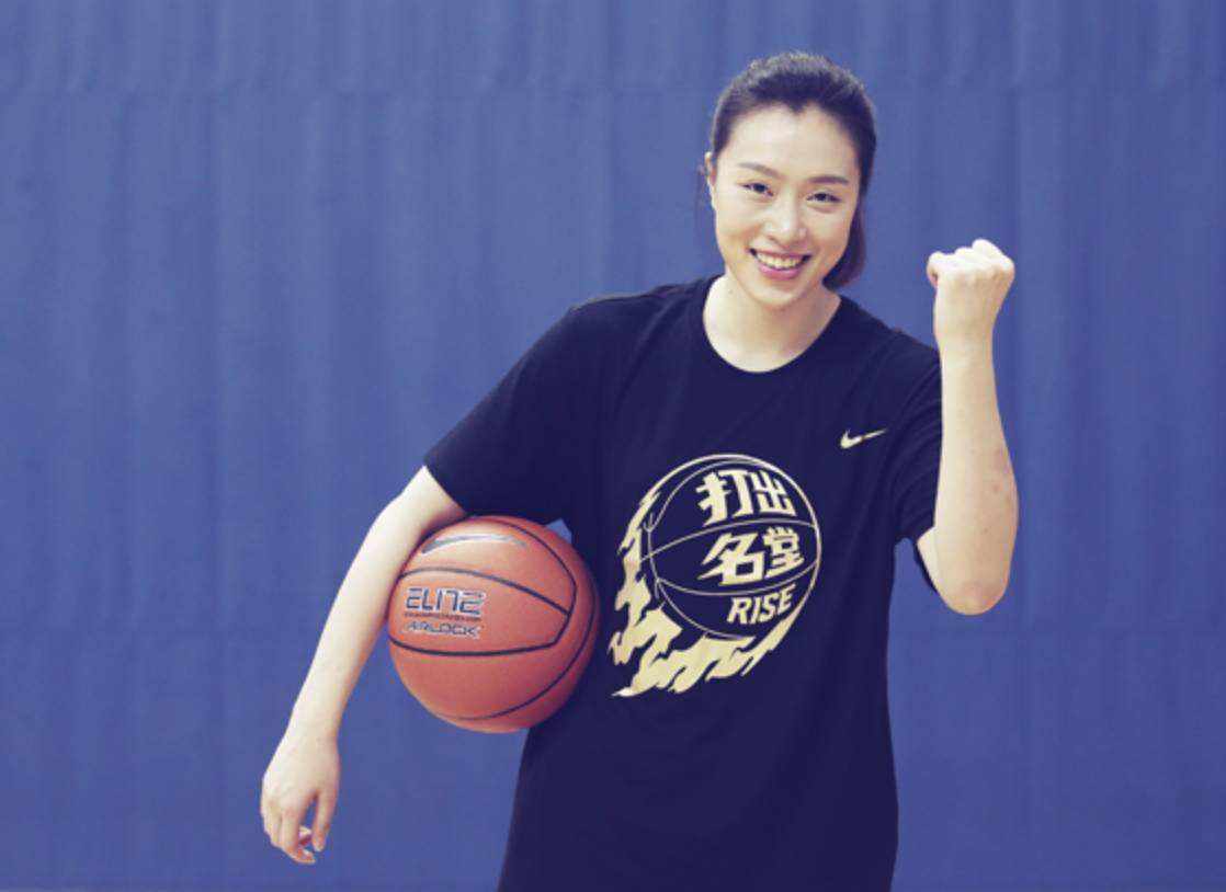 中国女篮的精神领袖，“大姐大”邵婷，女篮锋线的重要主力