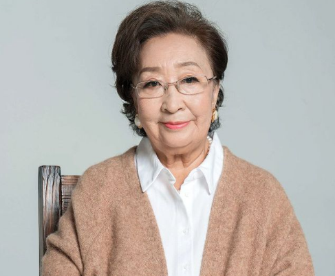 这10位母亲专业户，烟火气又不失魅力，都是中国人心中母亲的模样