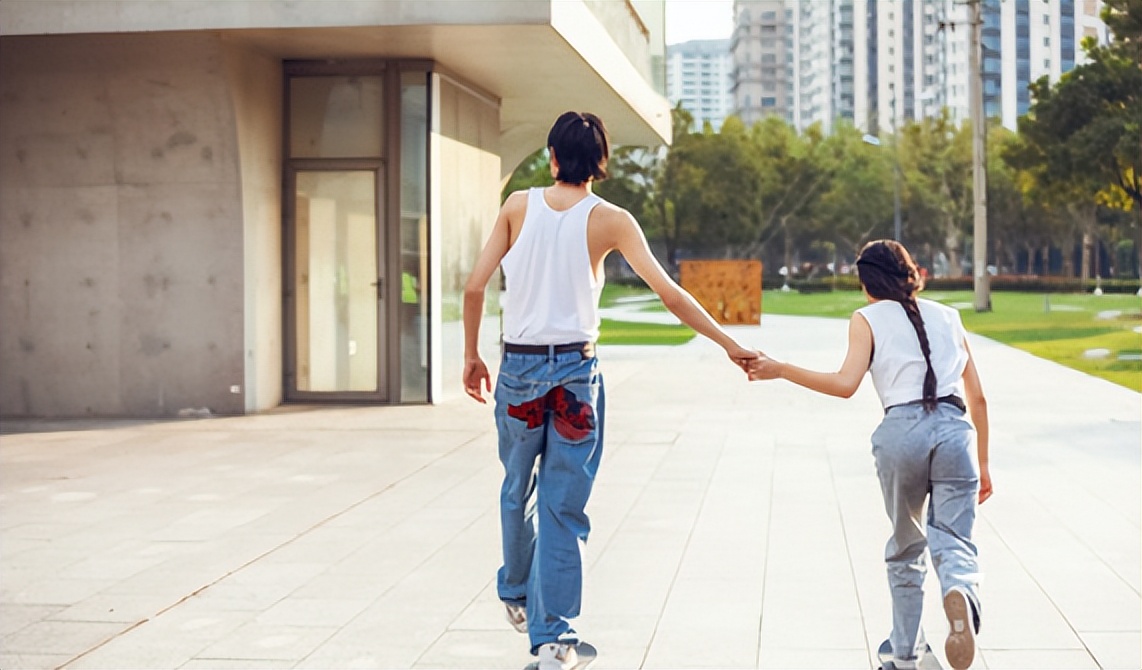 胡慧中：林青霞的接班人，挚爱的两个男人，一个惨死一个锒铛入狱