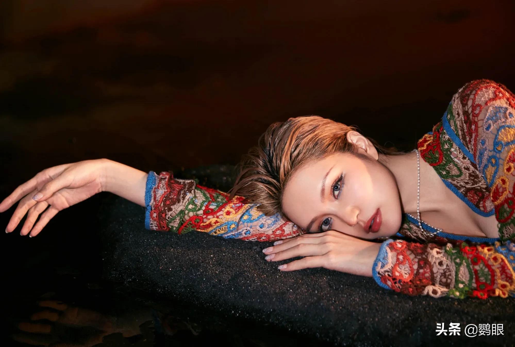 周扬青最新美人鱼造型，绝对惊艳