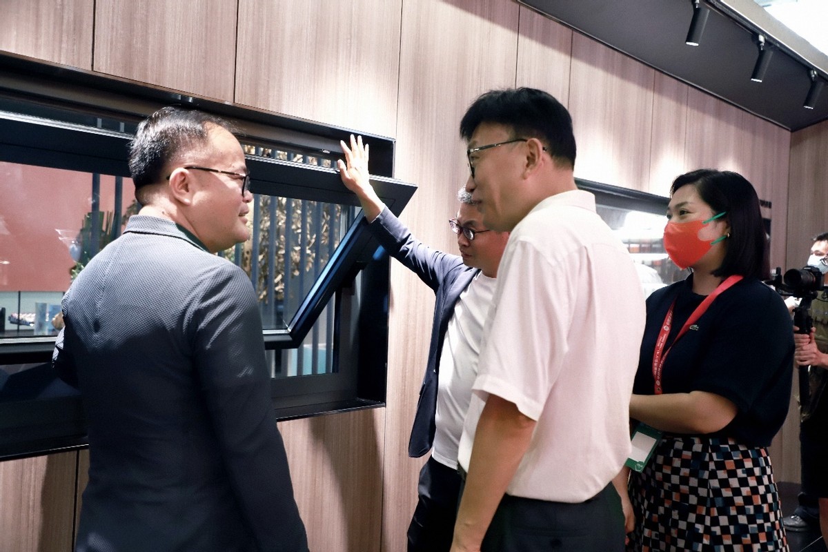 新标门窗2022品牌战略暨风向馆重磅发布领航行业升级发展