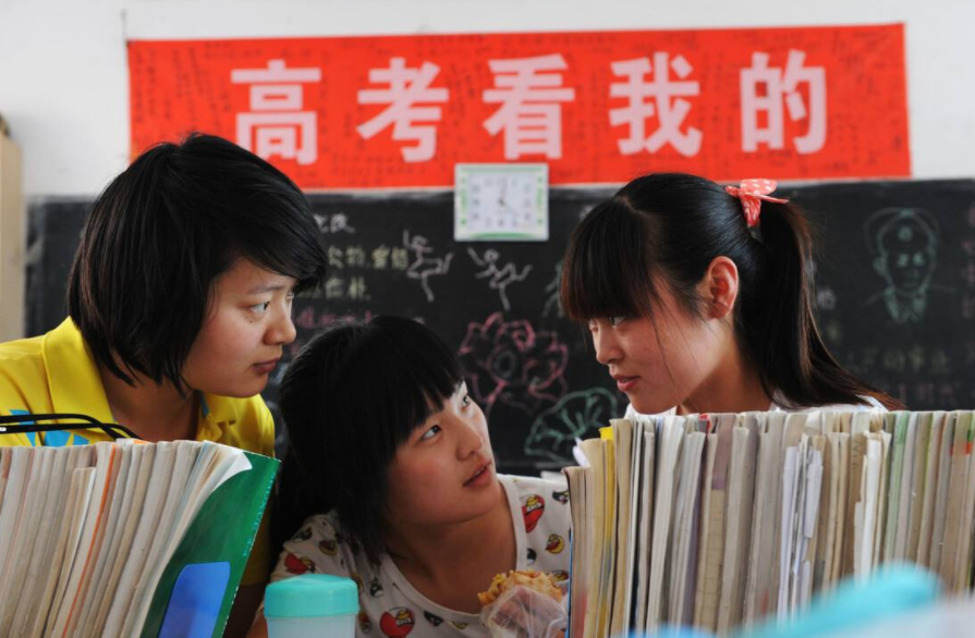 民办三本和公办专科差距很大，别等毕业后才了解，聪明人这样选