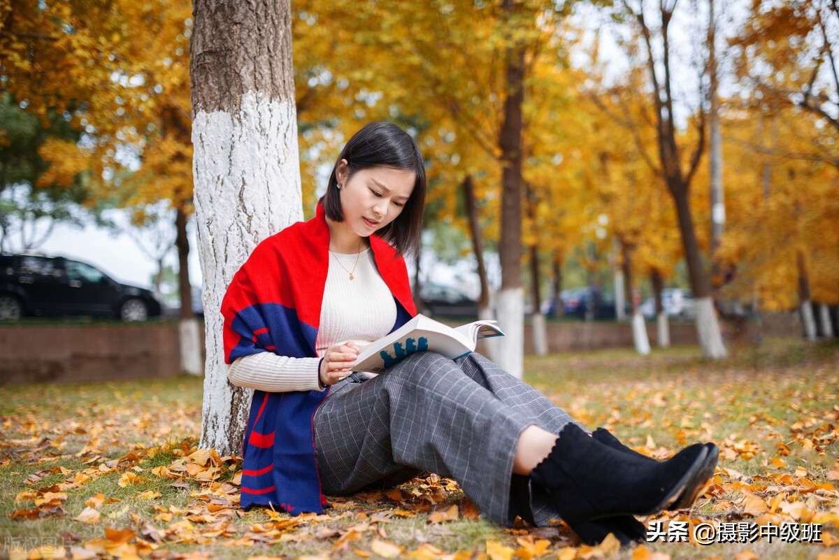 這2個(gè)錯(cuò)誤的拍照姿勢(shì)，攝影師不好構(gòu)圖，女性拍照姿勢(shì)禁忌