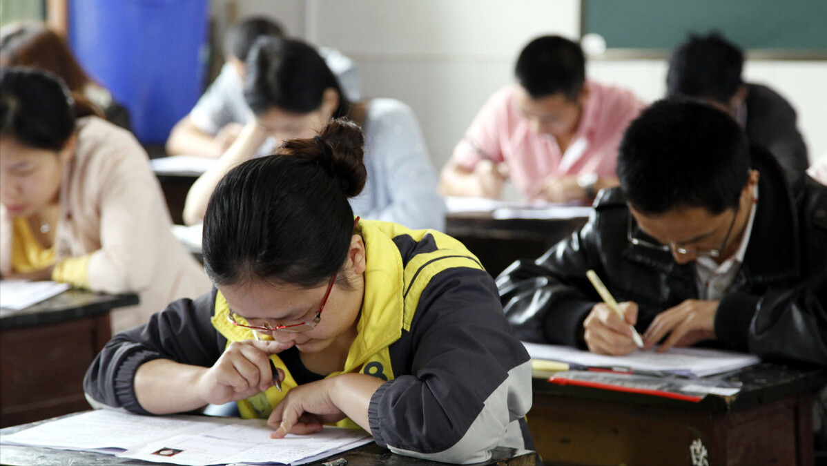 9年前，湖北“大神”贺维艺，拒绝清华保送，参加高考成绩如何？