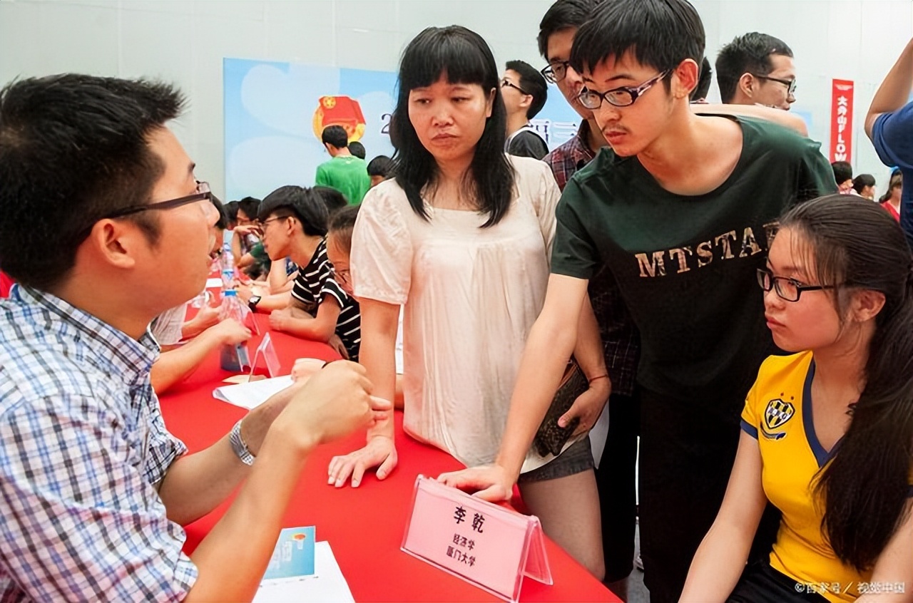 成都4所大学毕业证一文不值，已被全面点名曝光，家长报考需谨慎