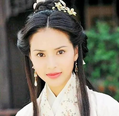 金庸剧中小龙女、王语嫣的扮演者：李若彤，依然那么美