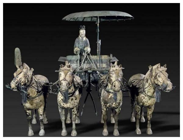 秦始皇嬴政陵青铜之冠是指什么？这个是有古代记载的