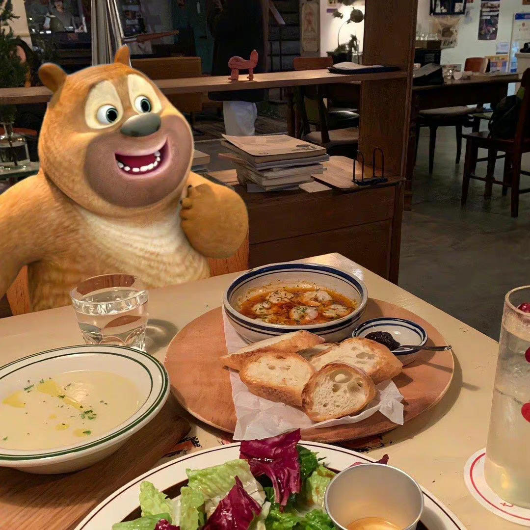 和大明星熊二一起吃饭是怎么样的体验？和熊二吃饭图片表情包