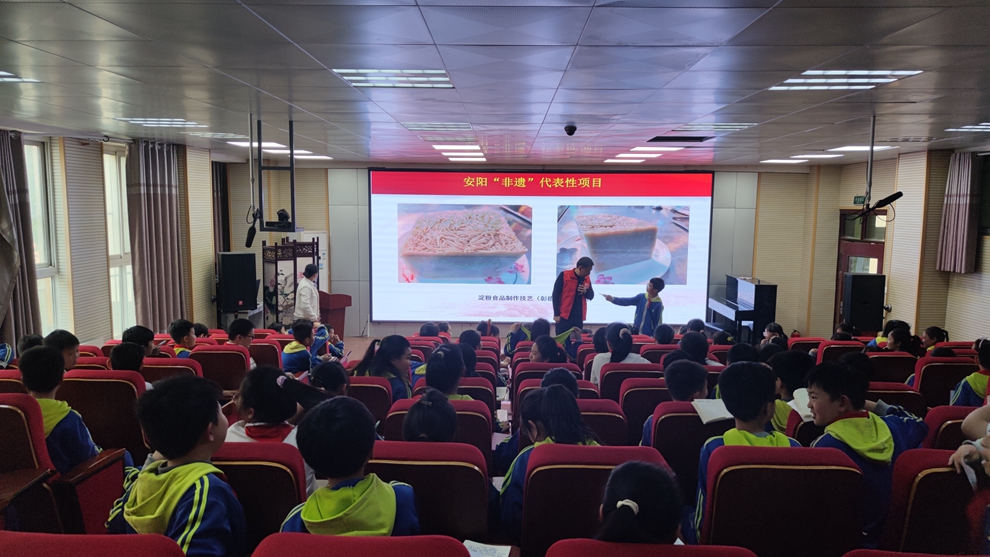 安阳市餐饮界胖东来之（三）：非遗进校园 文化自信非遗先行