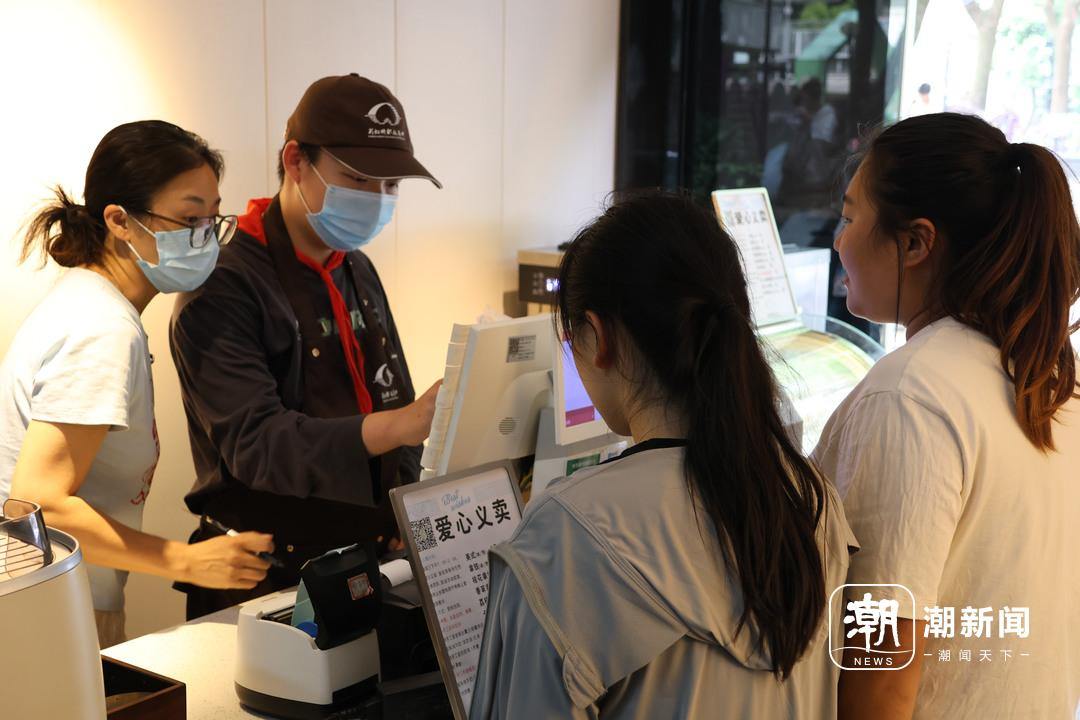 杭州有个咖啡吧，只在周三下午开门营业，“限时供应”的背后有故事