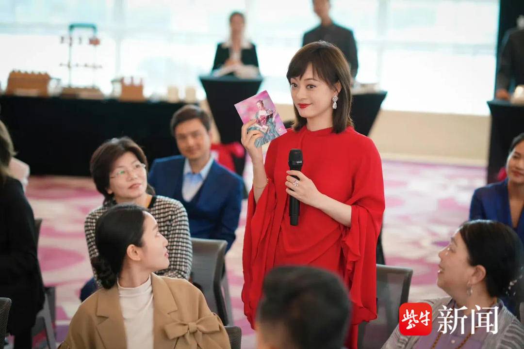 孙俪新剧《蛮好的人生》华伦天奴穿搭引热议，但现实中华伦天奴可没这么风光
